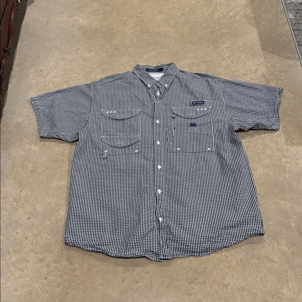 Columbia Navy and White Checkered Button-Up Shirt